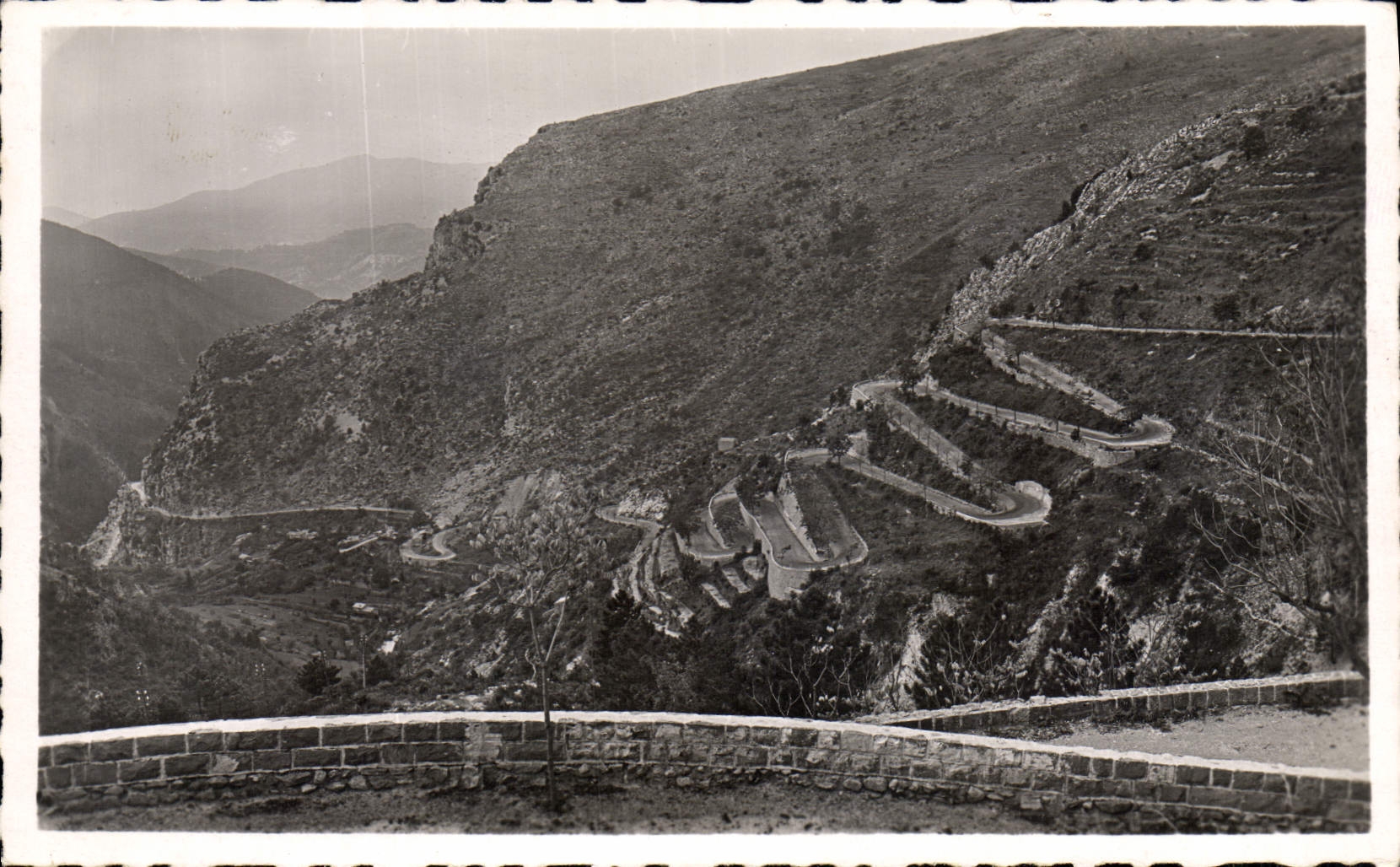 CPA Route du Col de Braus Desconte vers Nice 