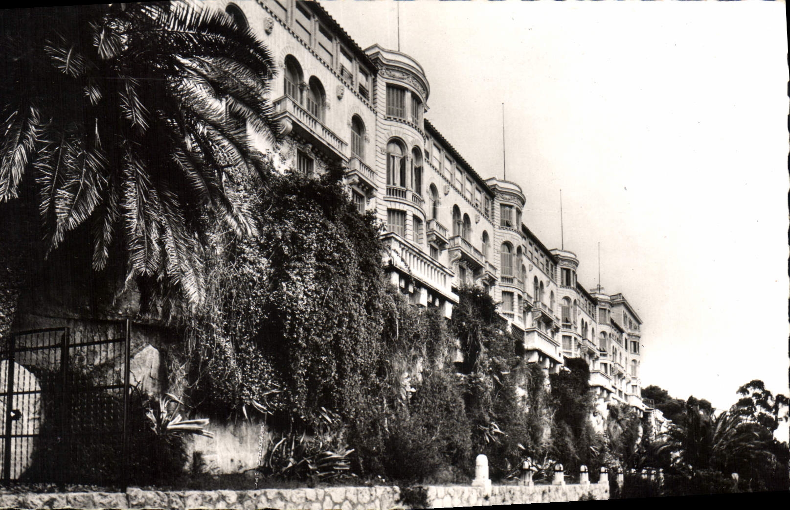 CPA Beausoleil le Riviera Palace 