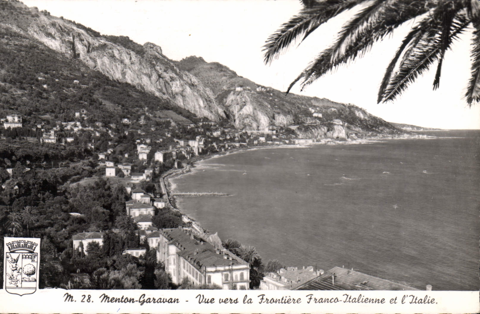 CPA Menton Garavan vue vers la Frontiere Franco Italienne et l'Italie