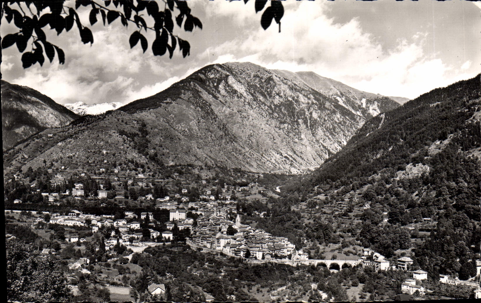 CPA La Suisse Nicoise St Martin Vesubie Vue generale