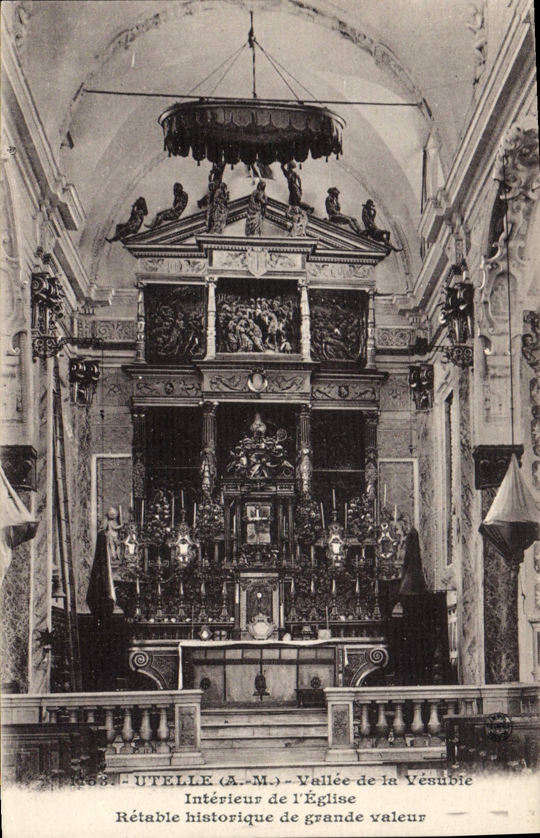 CPA Utelle Vallee de la Vesubie Interieur de l'Eglise 