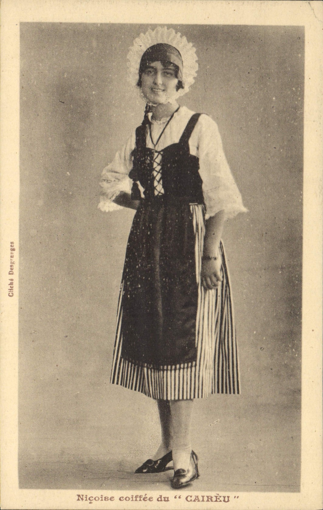 CPA Nicoise coiffee du Caireu 
