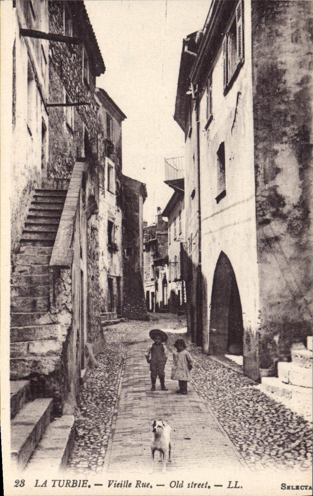 CPA La Turbie vieille rue 