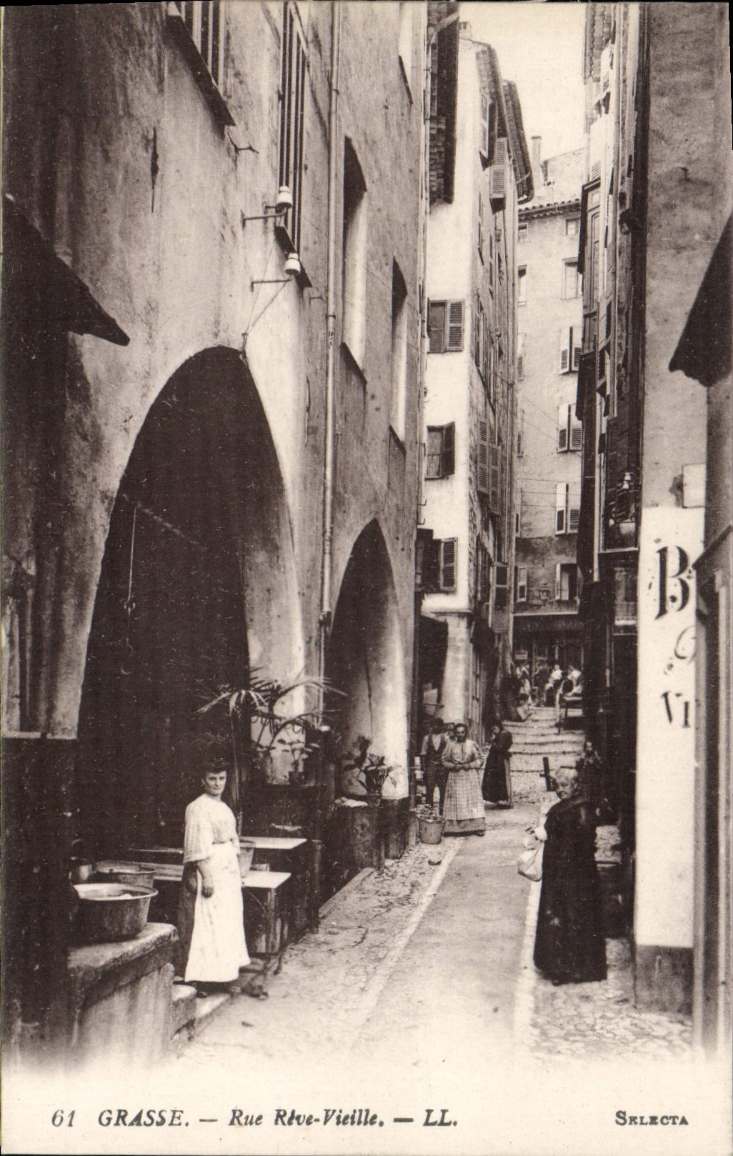 CPA Grasse rue Rive Vieille 