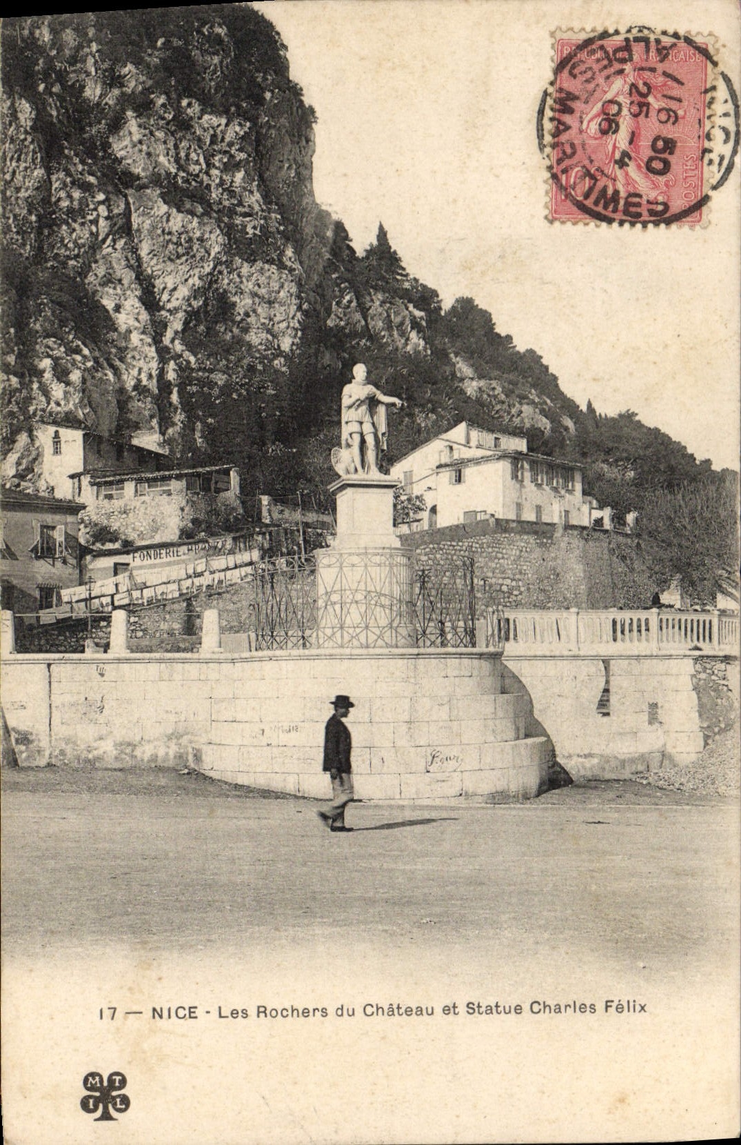 CPA Nice les Rochers du chateau et statue Charles Felix