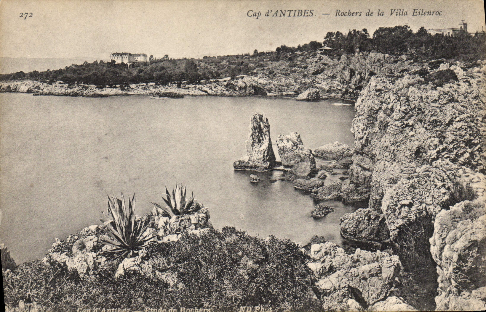 CPA Cap d'Antibes Rochers de la Villa Eilenroc