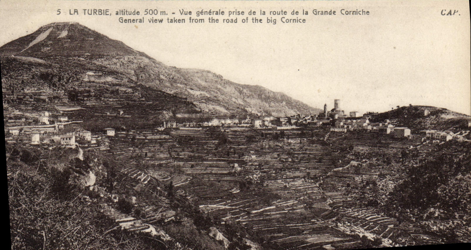 CPA La Turbie Vue generale prise de la route de la Grande Corniche