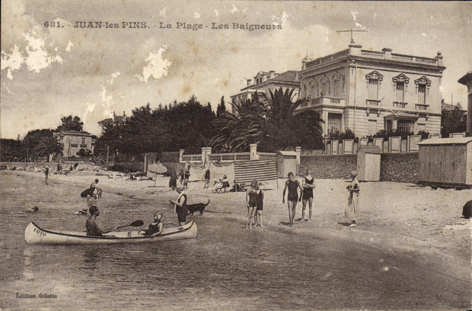 CPA Juan les Pins La Plage Les Baigneurs