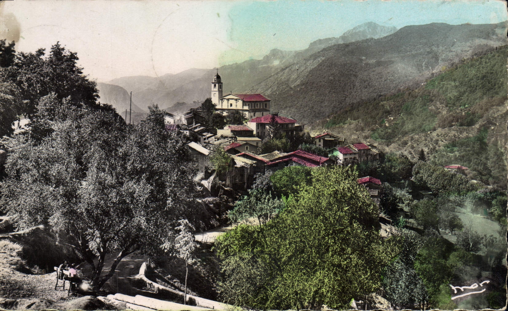 CPA A Bollene Vesubie Vue generale