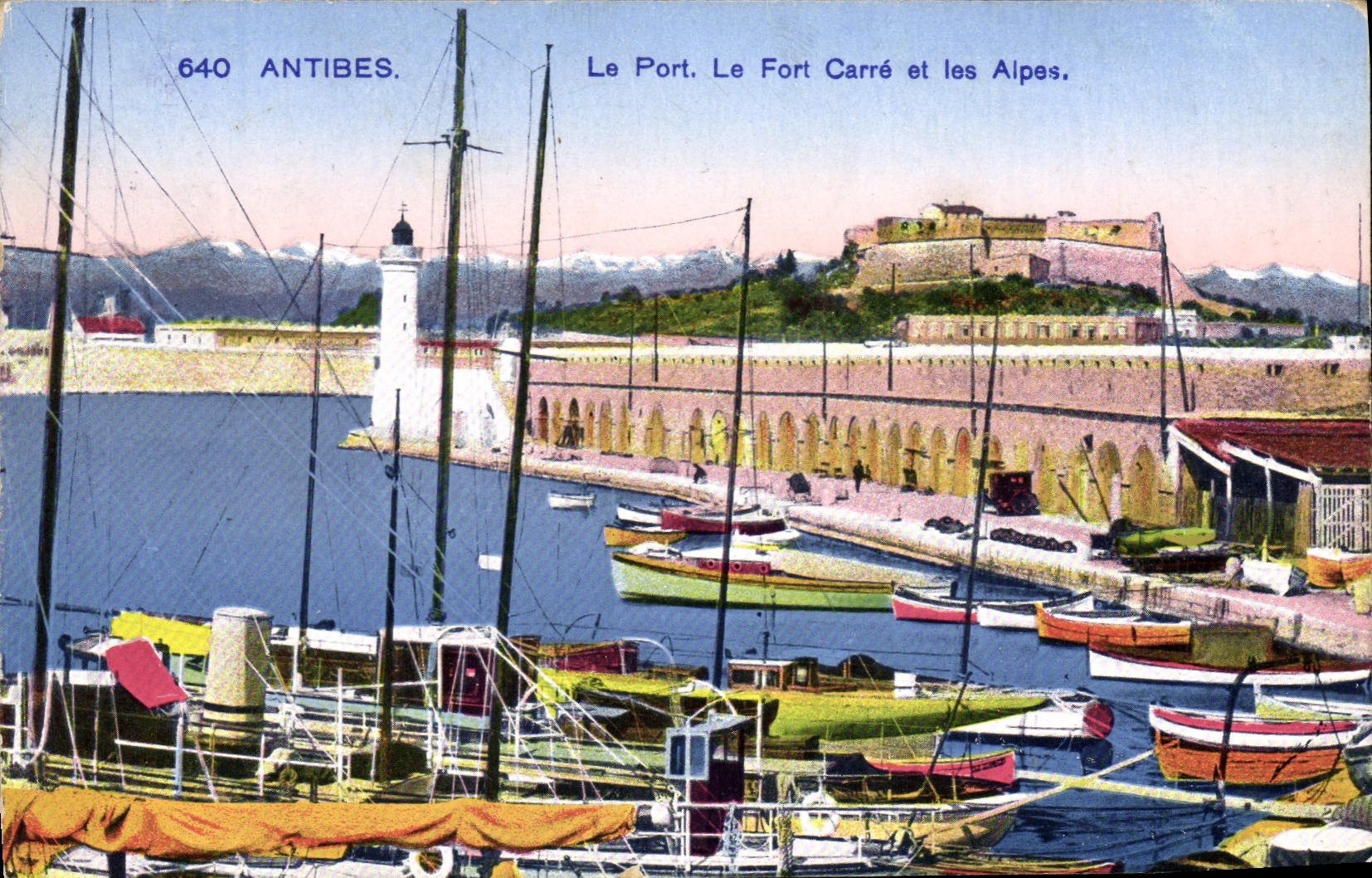 CPA Antibes le Port le Fort Carre et les Alpes