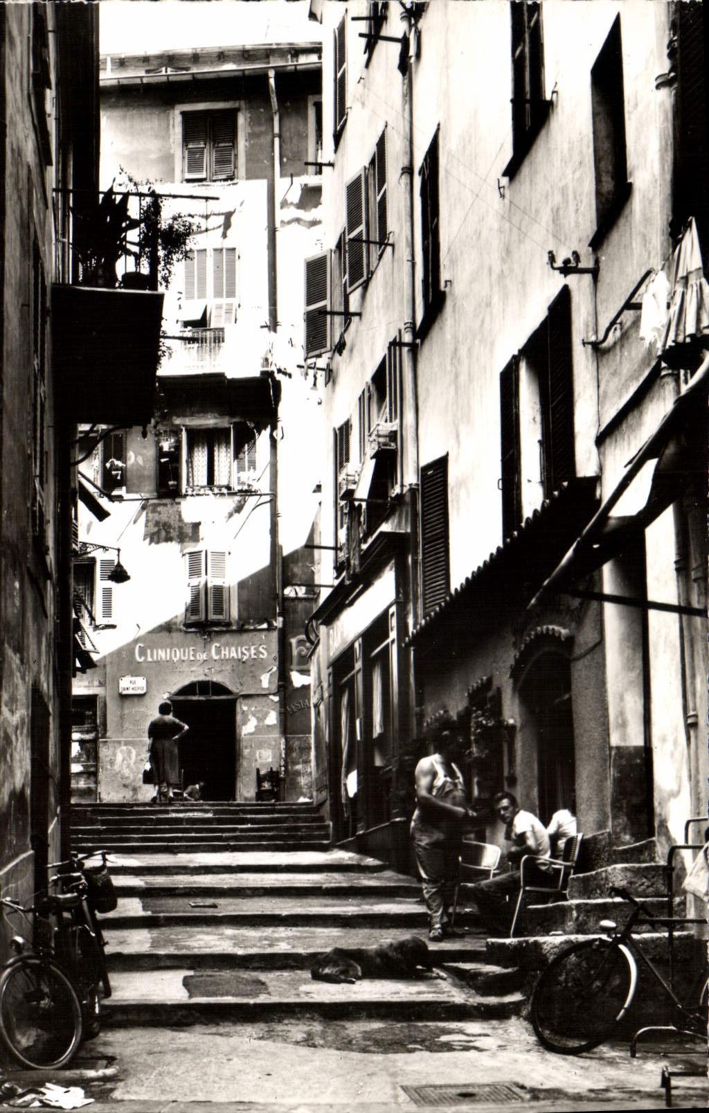 CPA Nice Un coin de la Vieille Ville