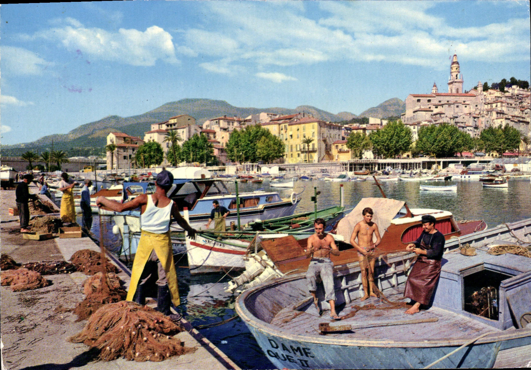 CPSM La Cote d'Azur Menton Un coin du port