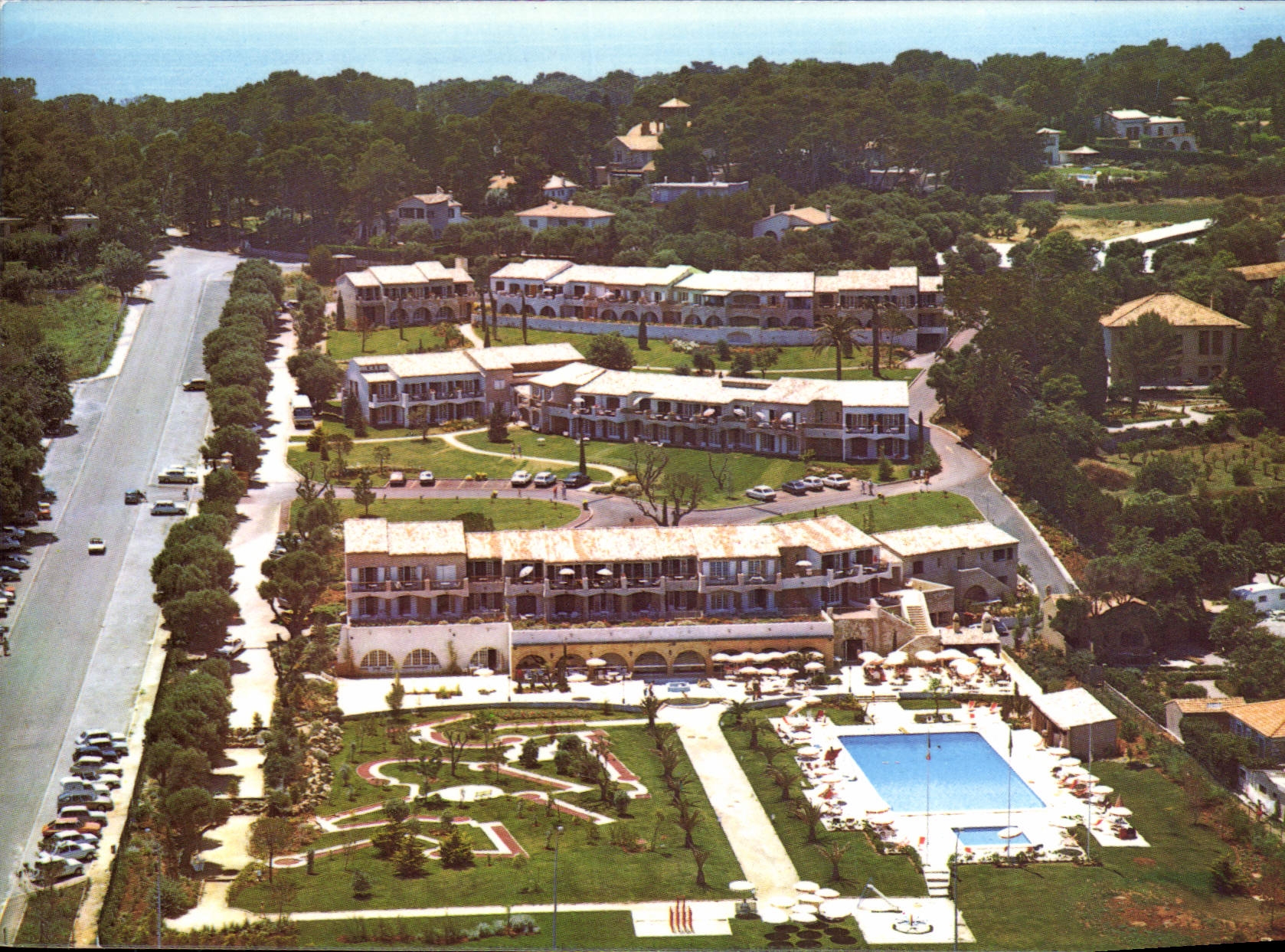 CPSM Residence le Galion la Garoupe Cap d'Antiebes vue Aerienne