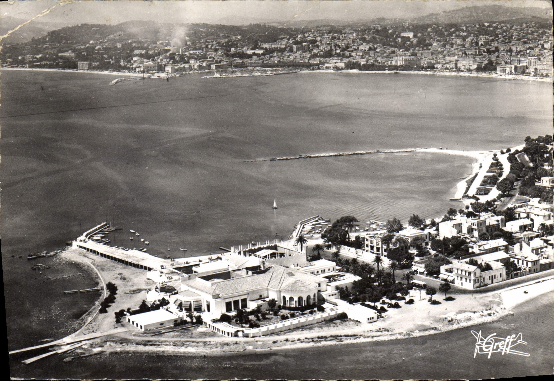 CPSM Cannes Cote d'Azur Le Casino Paim Beach et Vue Generale