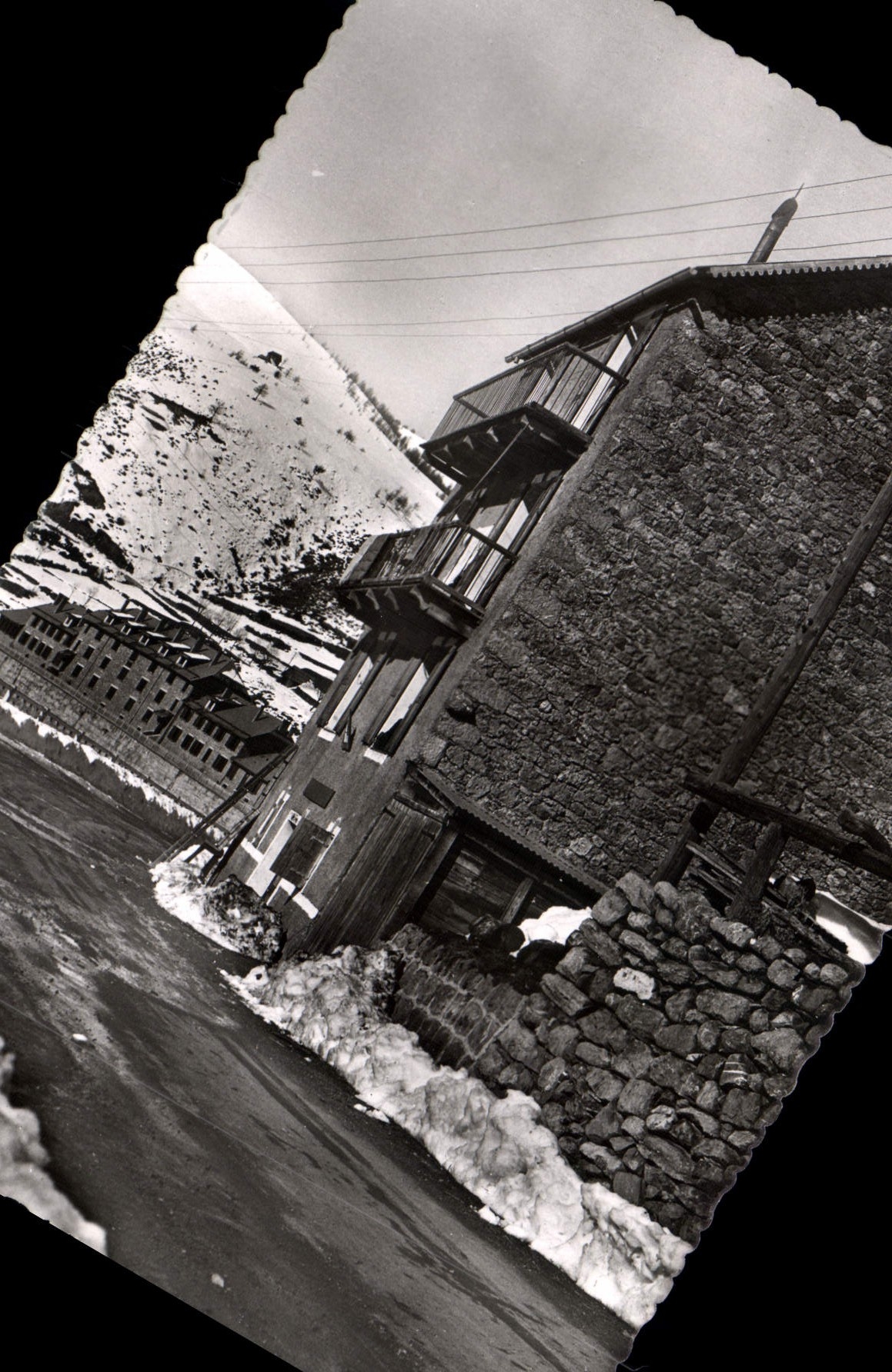 CPSM Beuil (A M) Les Belles Excursions de la Cote d'Azur Alt 1450 m Auberge de la Jeunesses et Deule