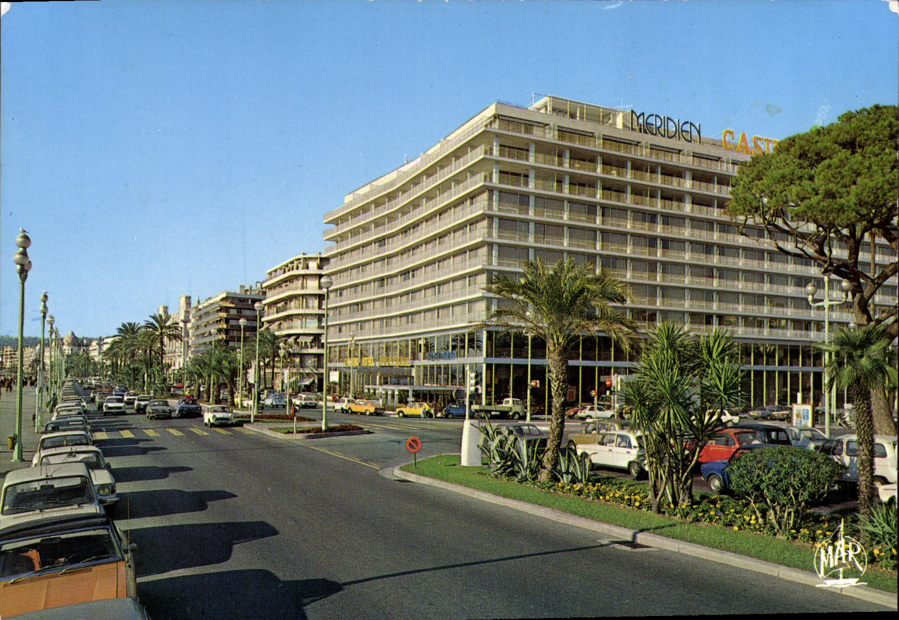 CPSM Nice La Cote d'Azur L'Hotel Eridien Casino Ruhl Architest Osgano et la Promenade des Anglais