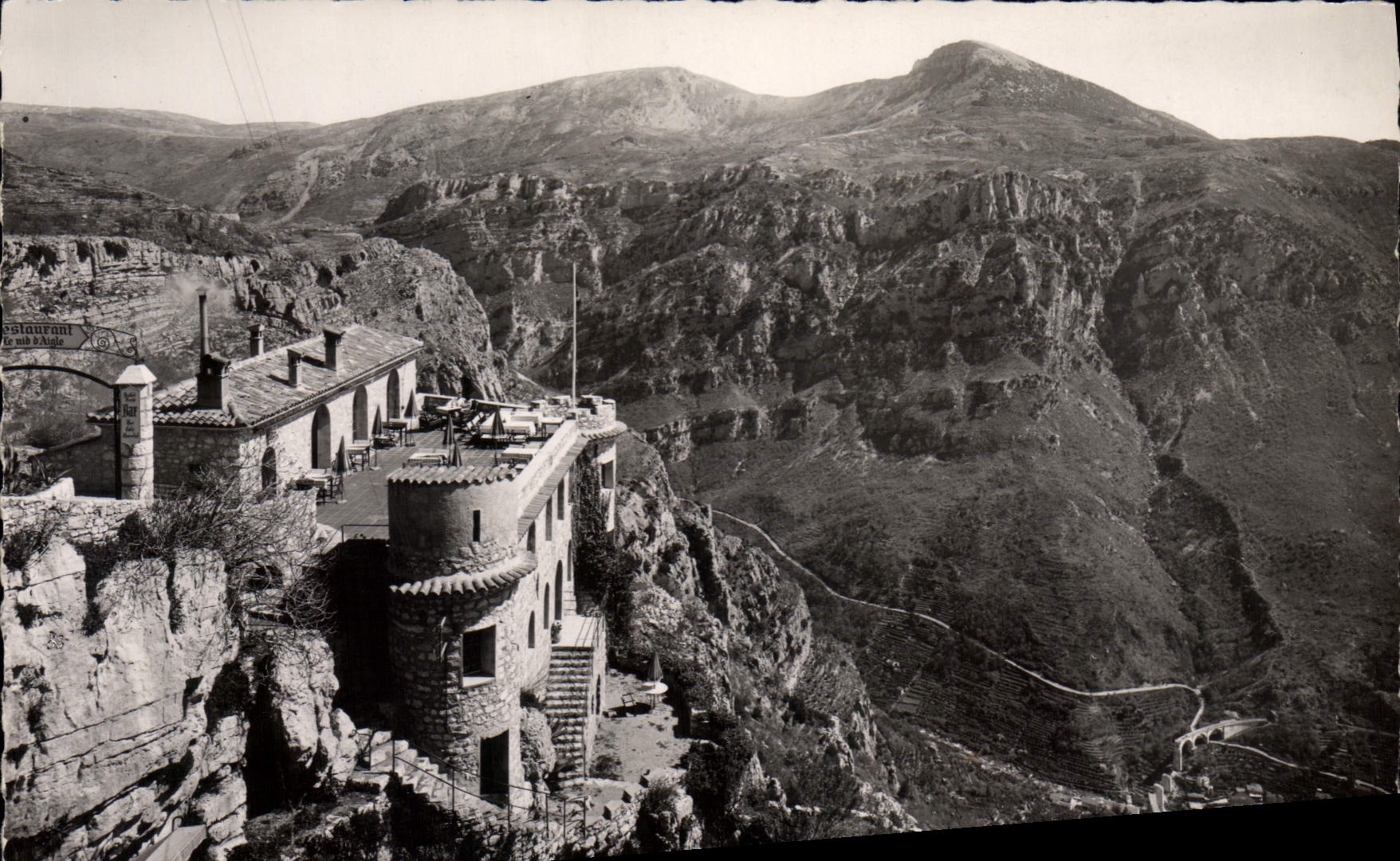 CPSM Courdon (A M) Restaurant Le Nid d'Aigle