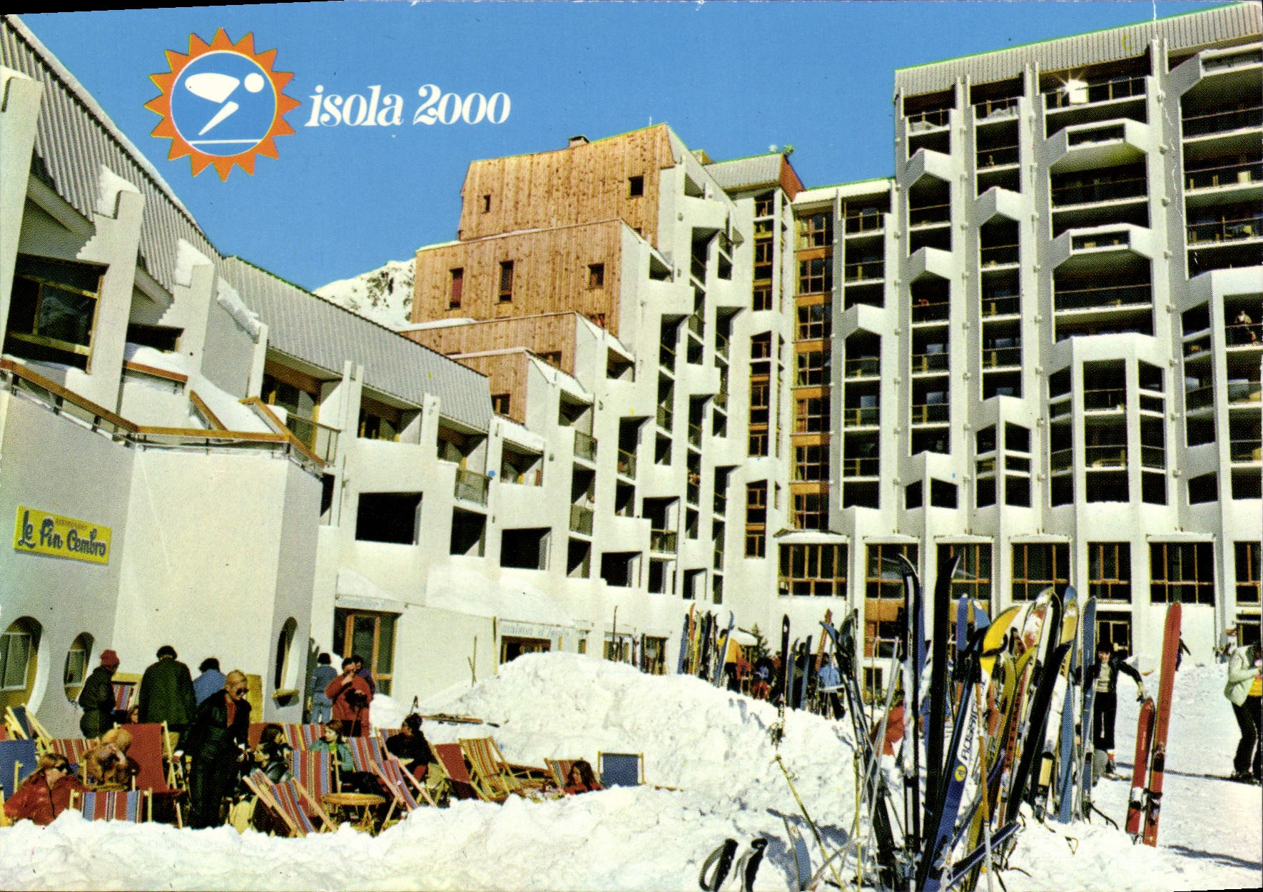 CPSM Isola 2000 Cote d'Azur French Riviera Alpes Maritimes Pistes de 1800 a 2500 m Neige Ski Soleil