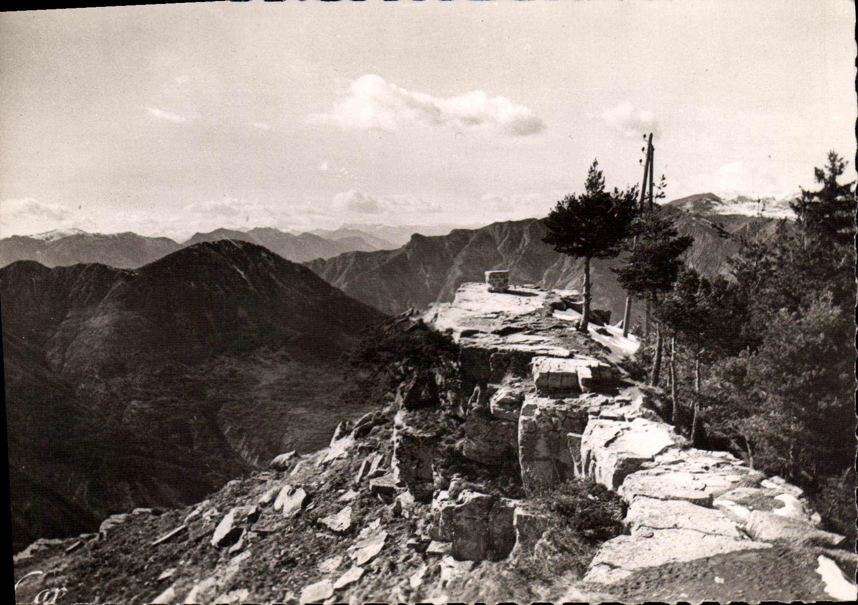 CPSM Peira Cava (alt 1500 m) La Table d'Orientastion et la Chaine des Alpes