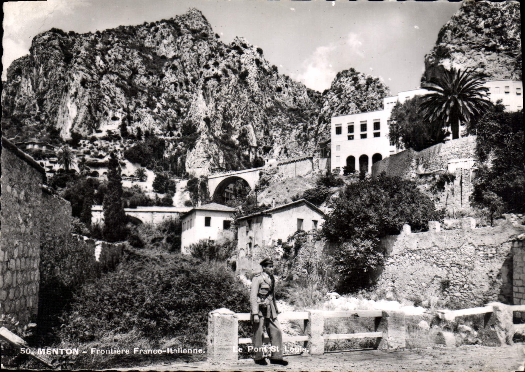 CPSM Menton Frontiere Franco Italienne Le Port St Lopie