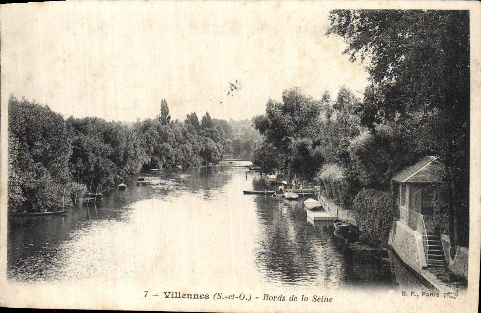 CPA Villennes (S et O) Bords de la Seine