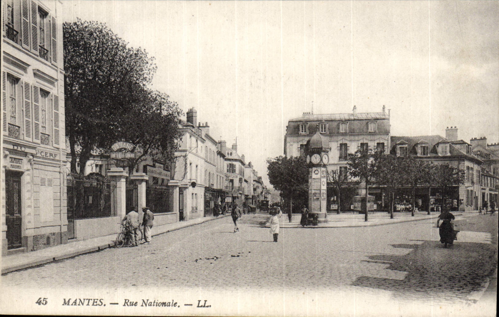 CPA Mantes Rue Nationale