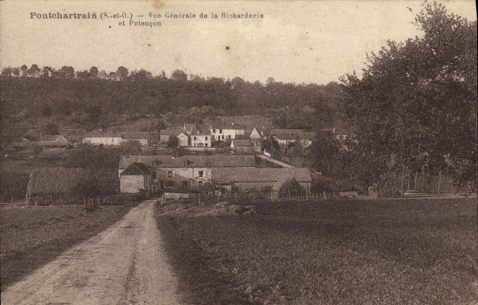 CPA Pontchartrain (S et O) Vue Generale de la Richarderie et Potencon