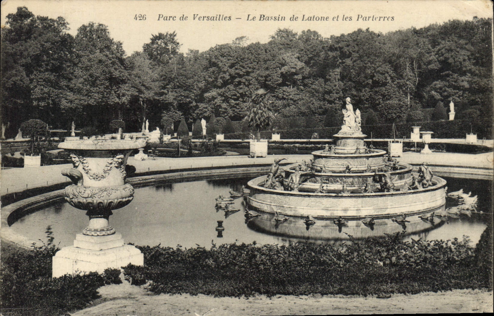CPA Versailles Parc de Versailles Le Bassin de Latone et les Parterres
