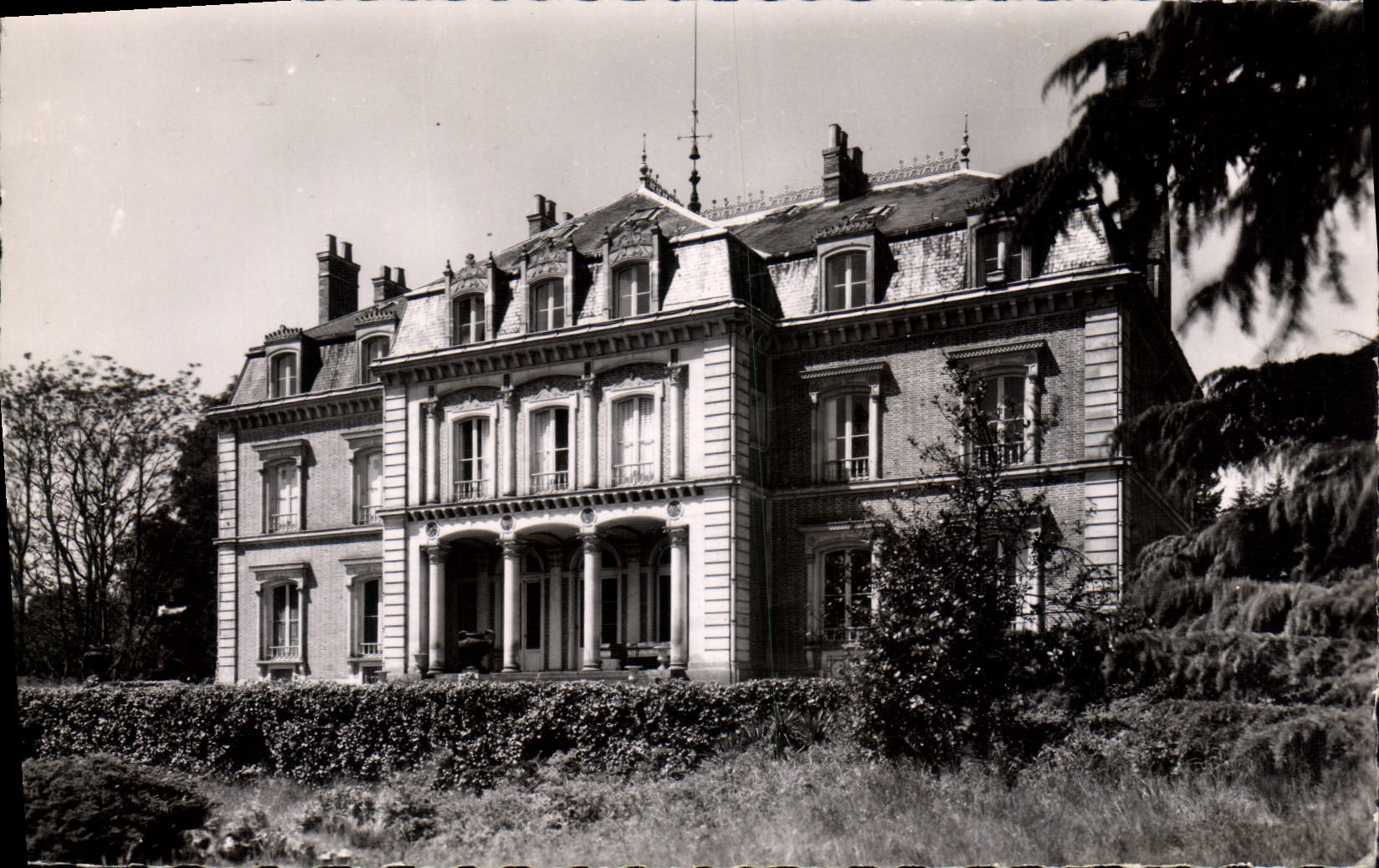 CPA Clairefontaine (S et O) Chateau de St Remy des Landes
