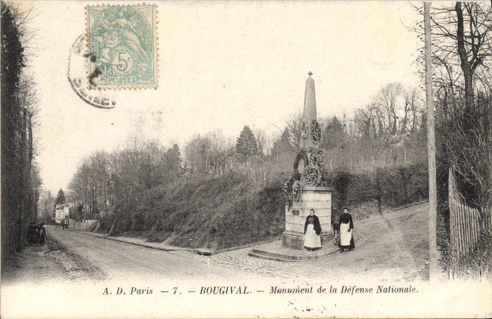 CPA Bougival Monument de la Defense Nationale
