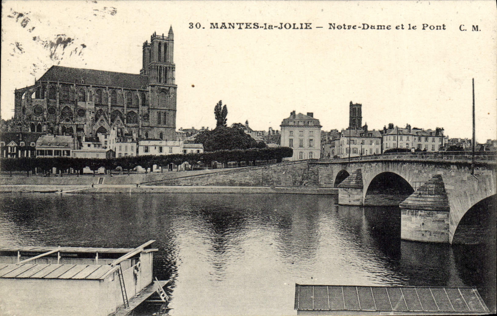 CPA Mantes le Jolie Notre Dame et le Pont