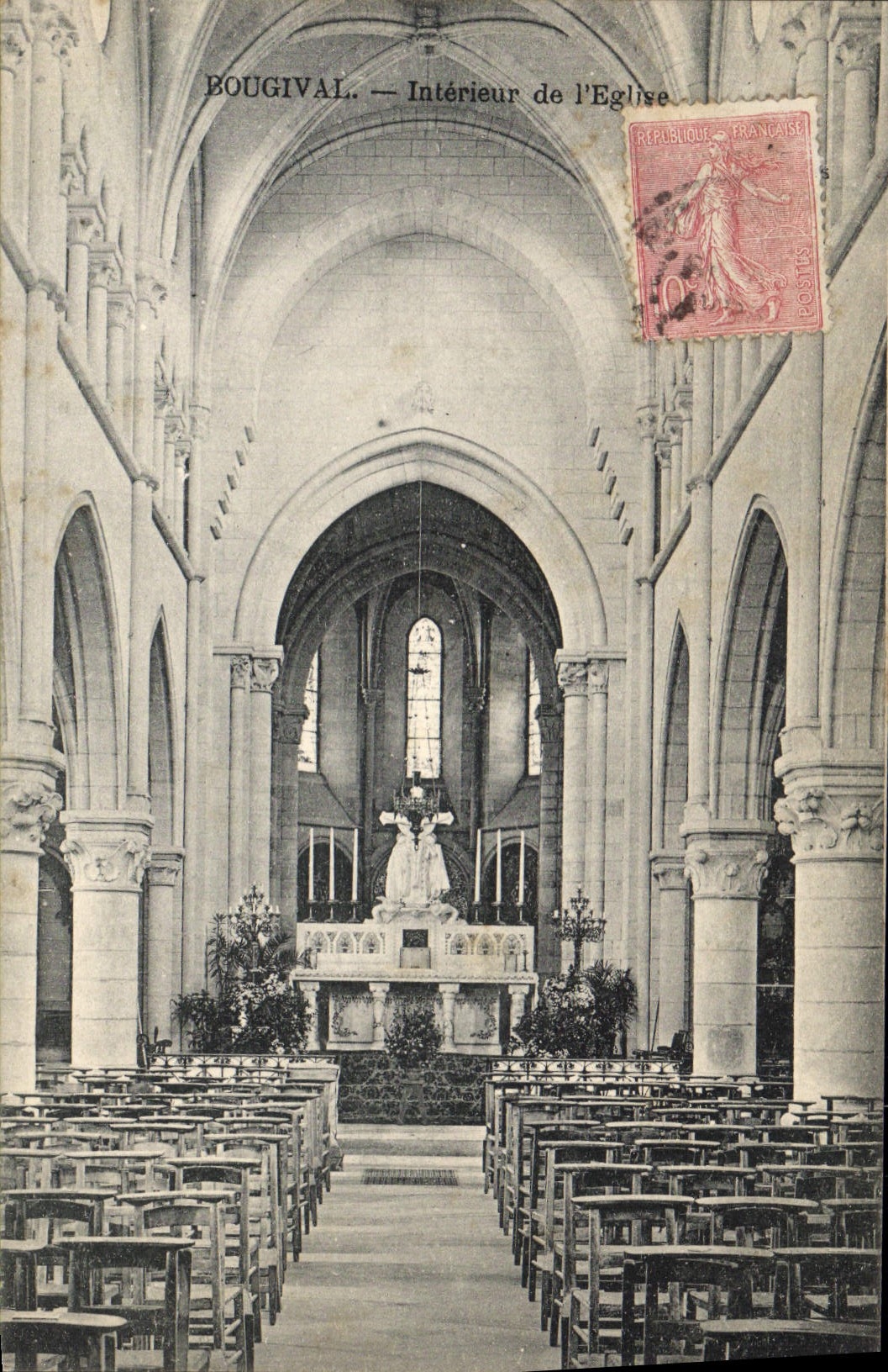 CPA Bougival Interieur de l'Eglise