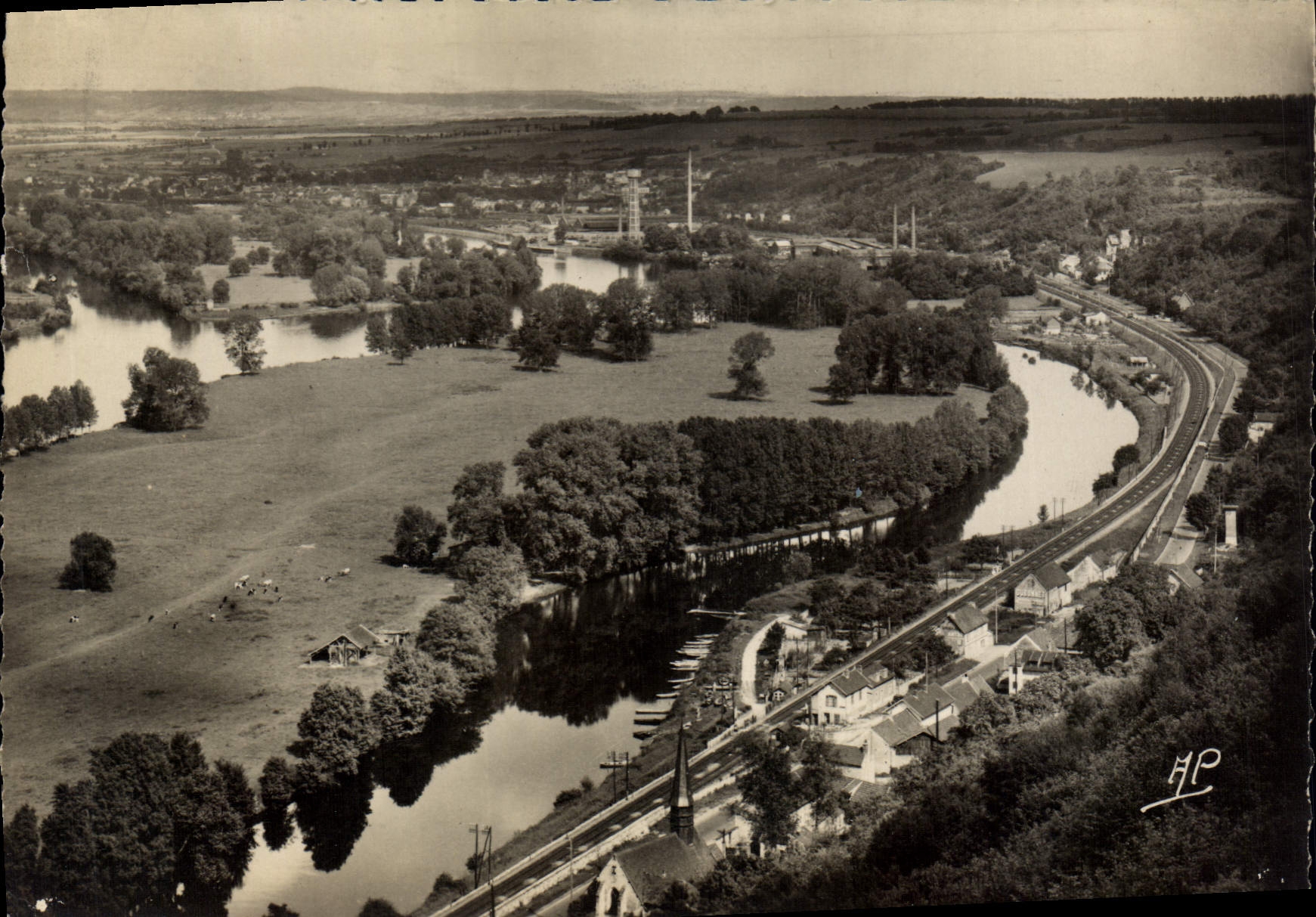 CPSM Jeufosse (S et O) Vue dur la Seine et Bonnieres