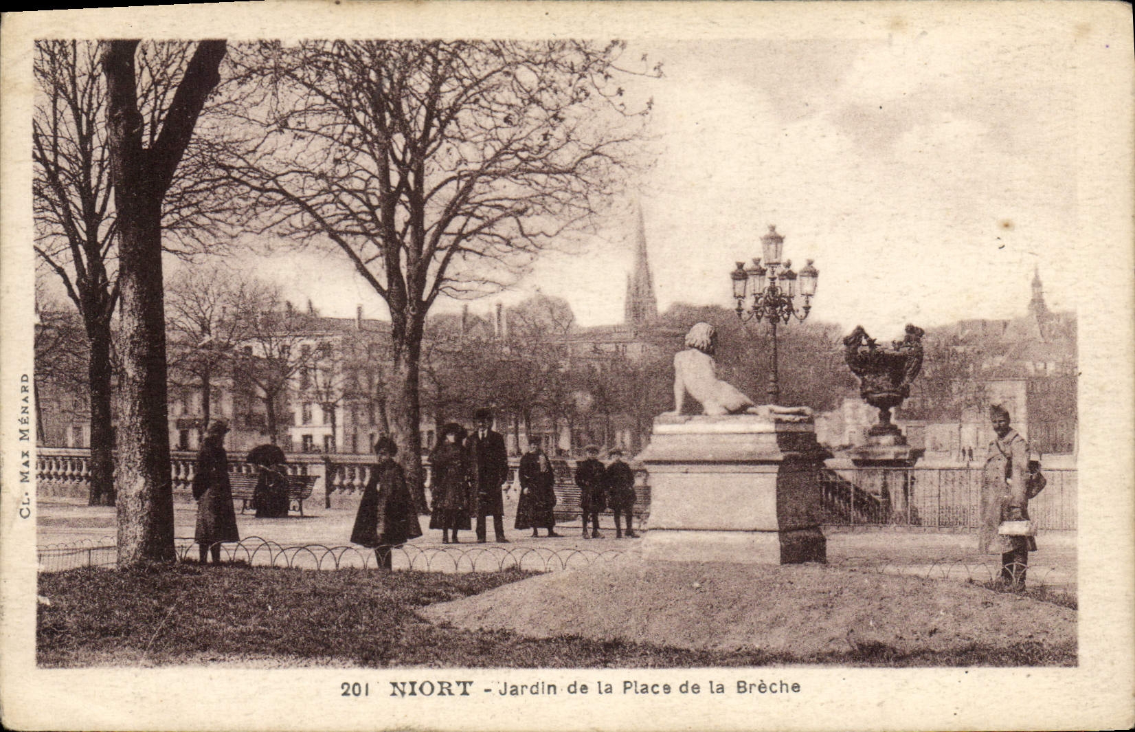 CPA Niort Jardin de la Place de la Breche