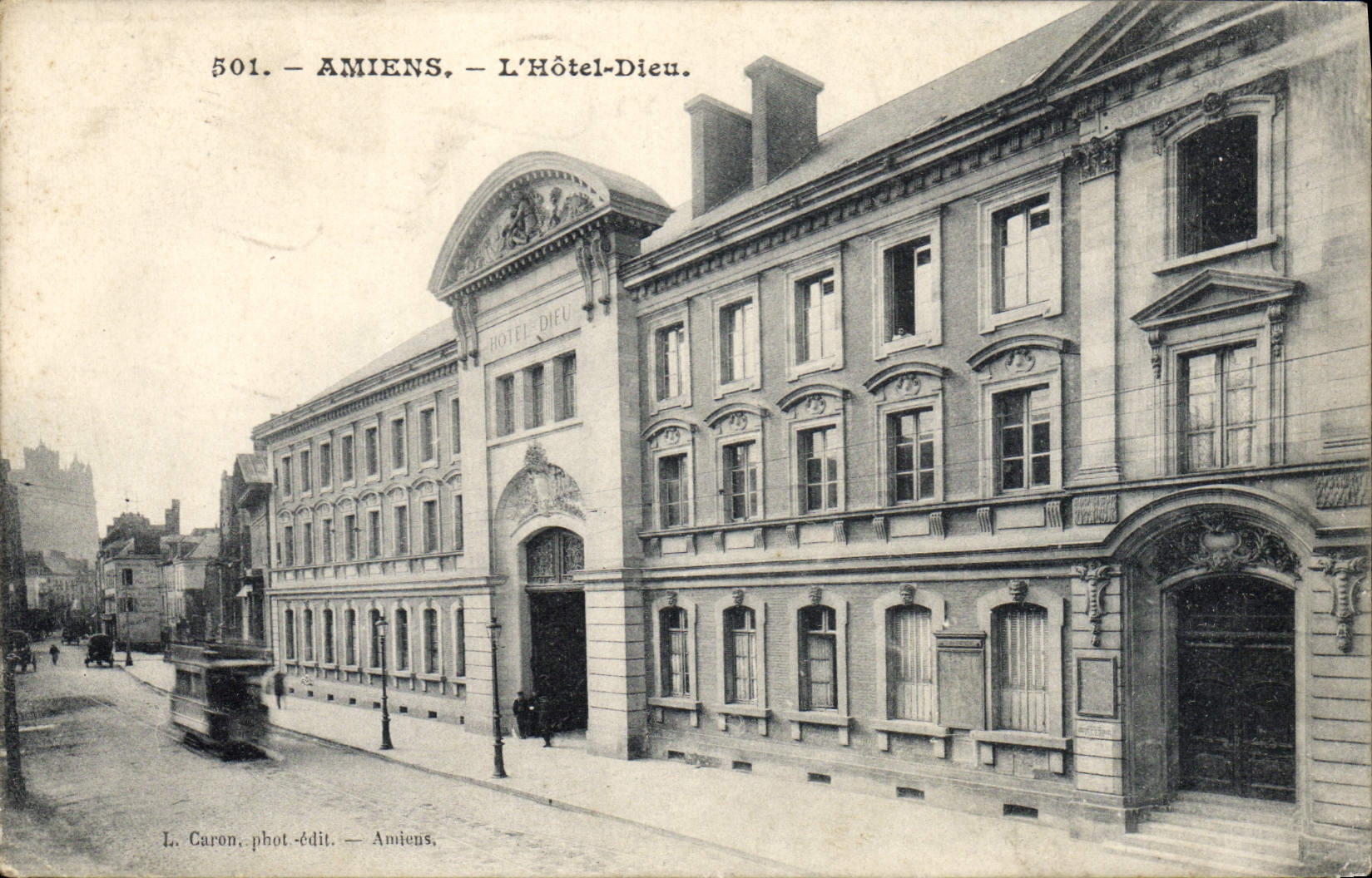 CPA Amiens L'Hotel Dieu