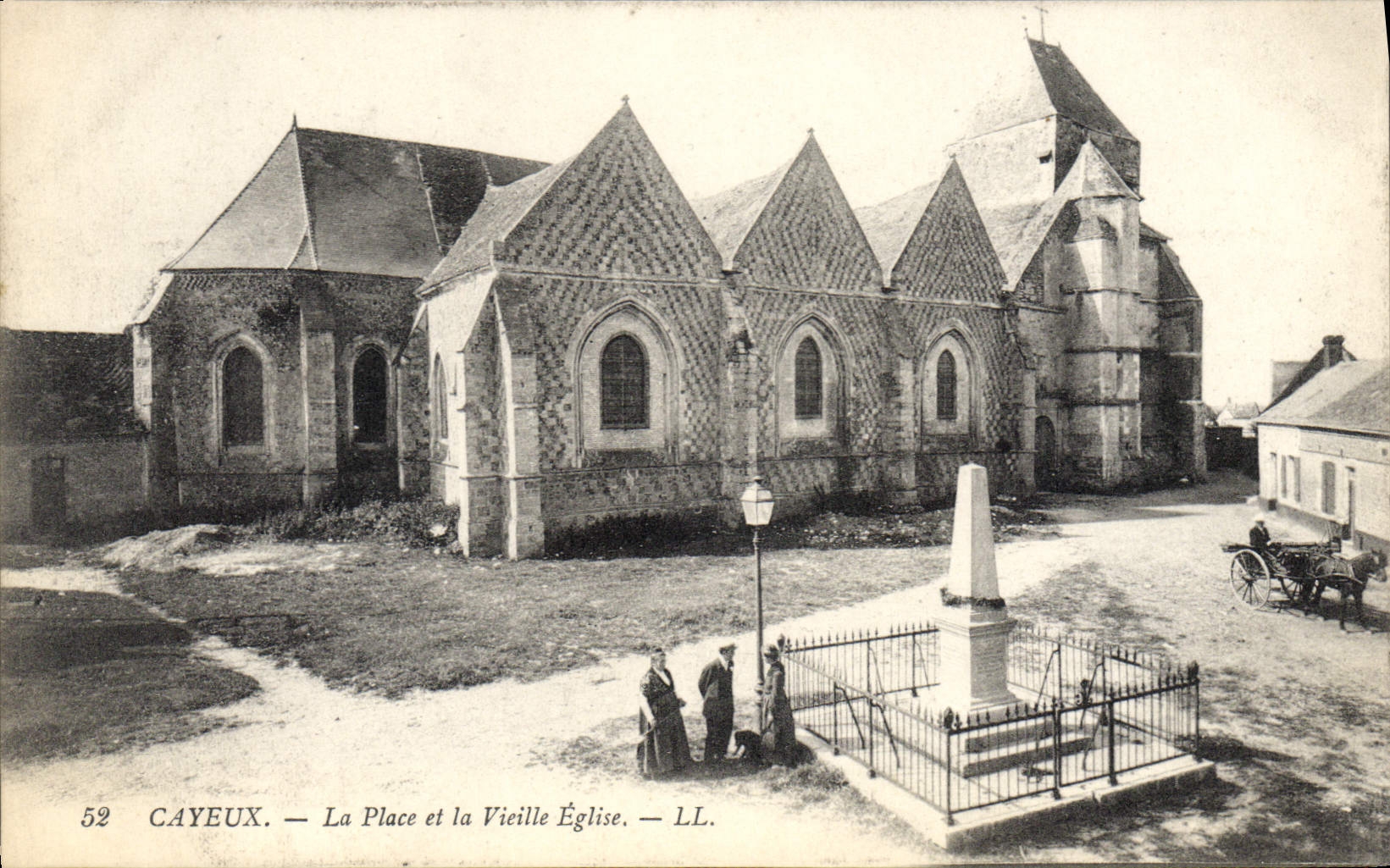 CPA Cayeux La Place et la Virille Eglise