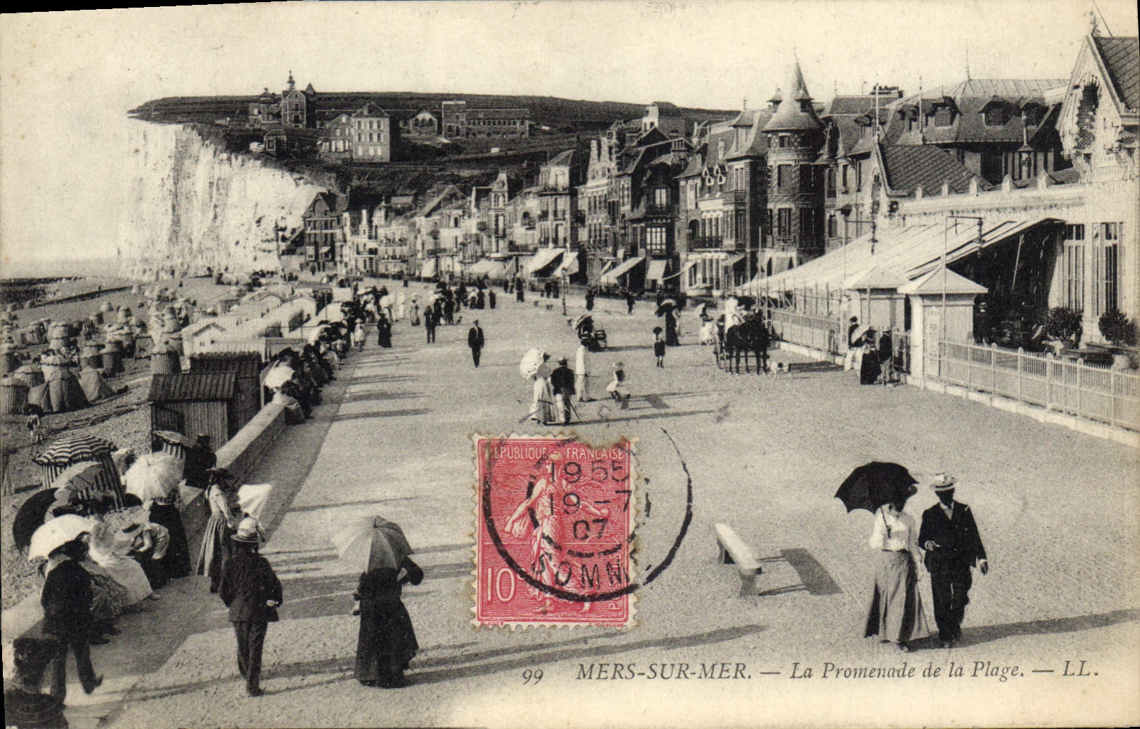 CPA Mers sur Mer La Promenade de la Plage