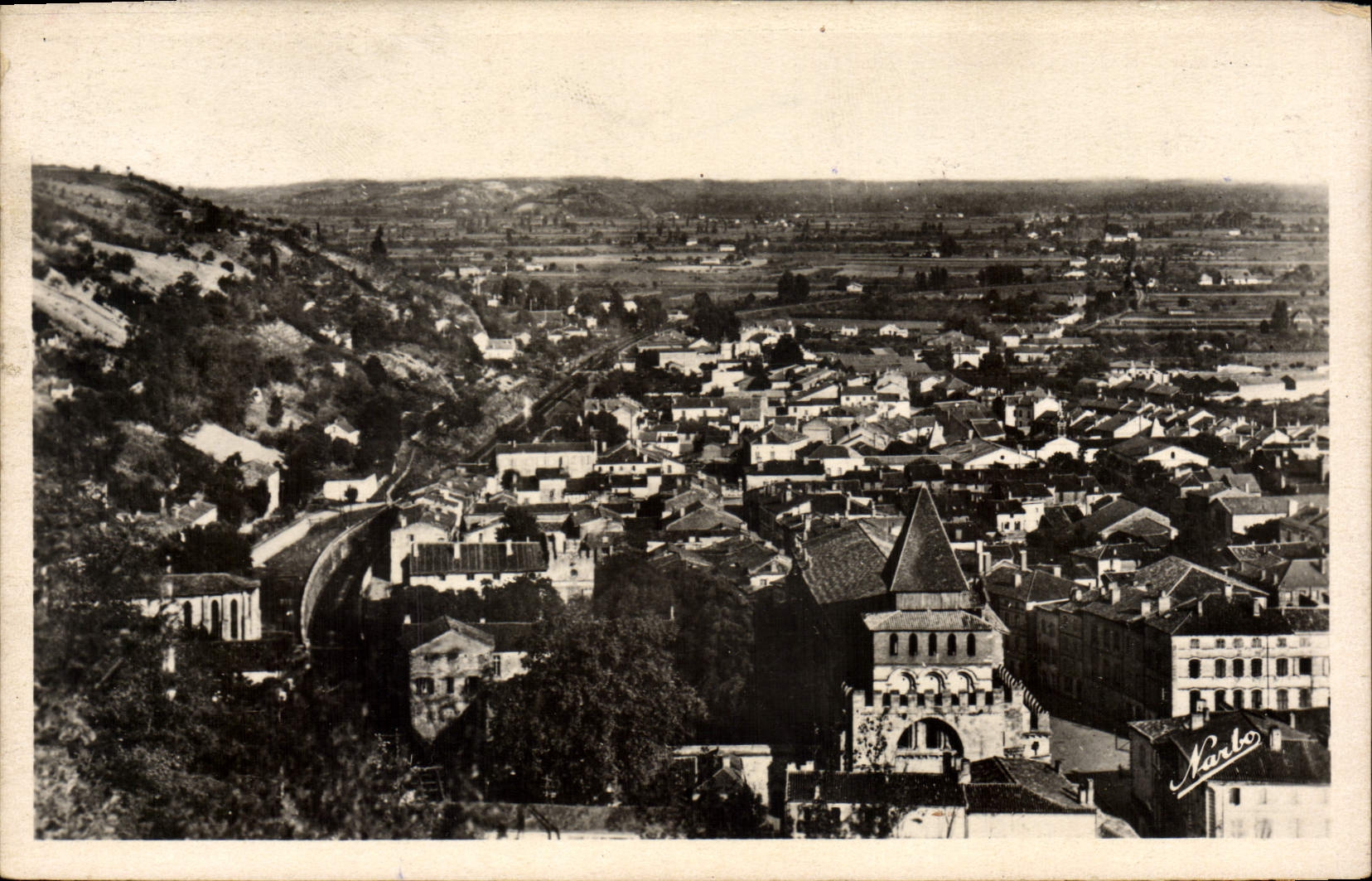 CPA Moissac Vue generale avec la Cathedrale
