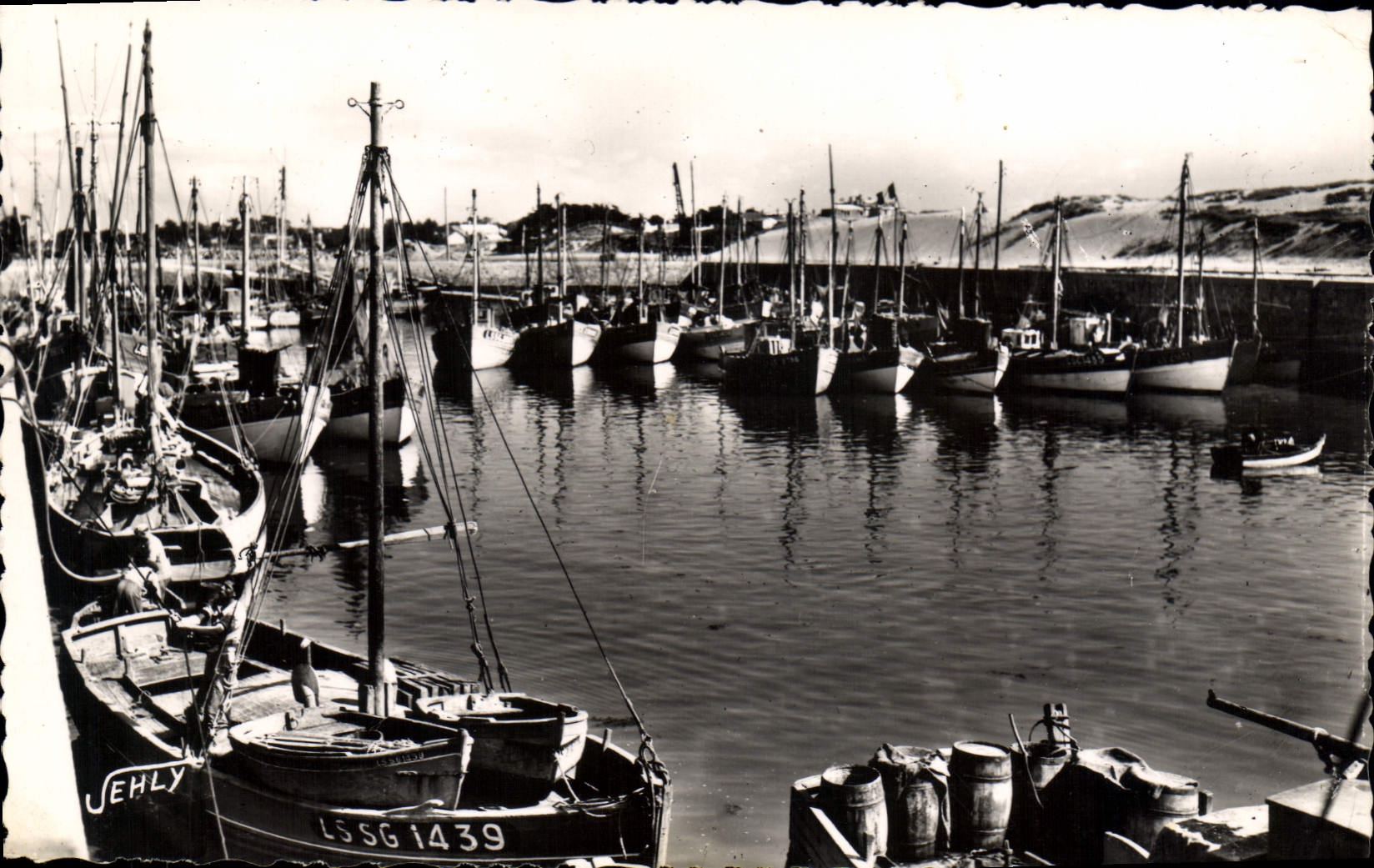 CPA Port de Croix de Vie Le nouveau bassin
