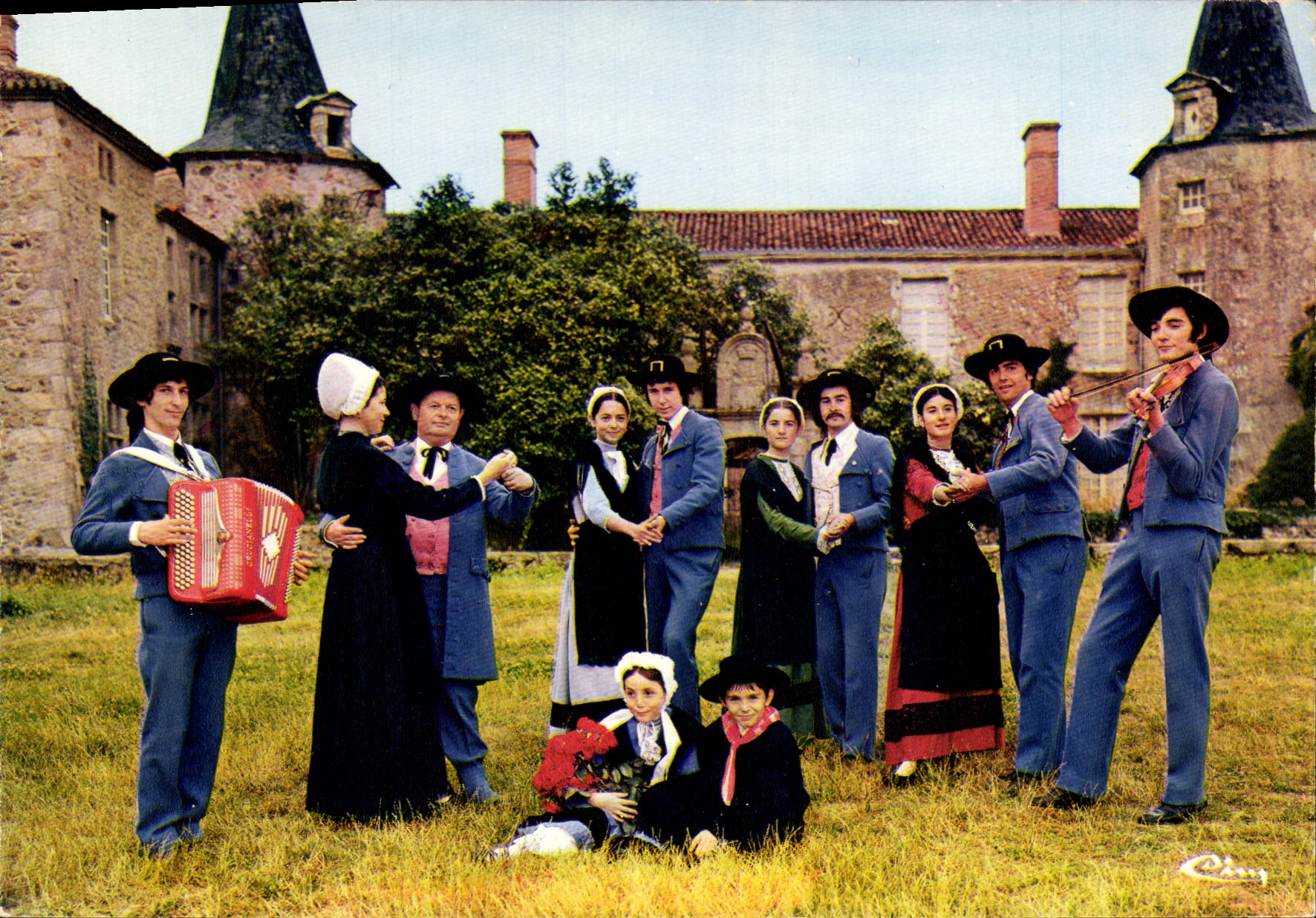 CPA Avec Les Joyeux Vendeens du Boupere