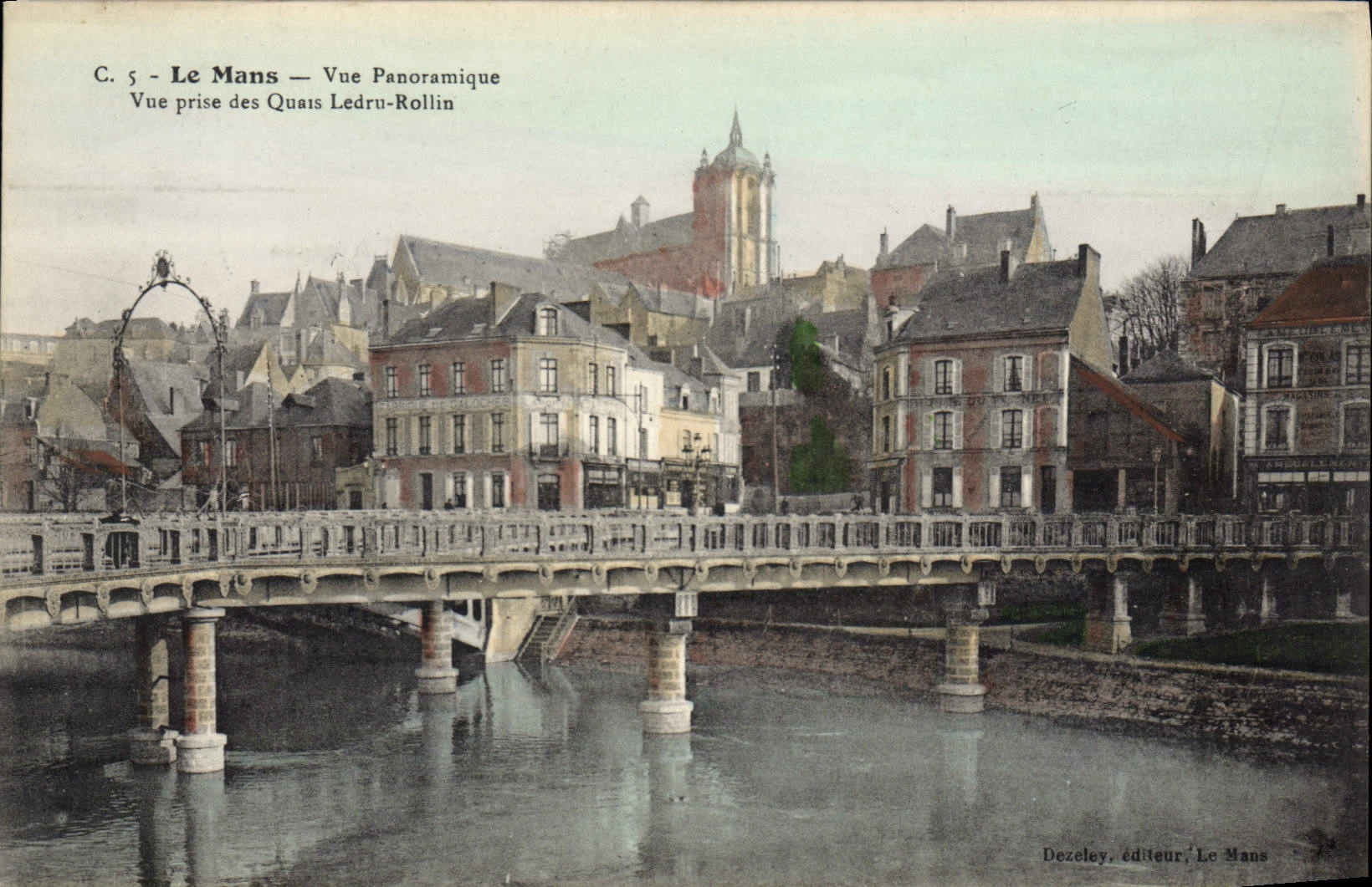 CPA Le Mans Vue panoramique vue prise des Quais Ledru Rollin 