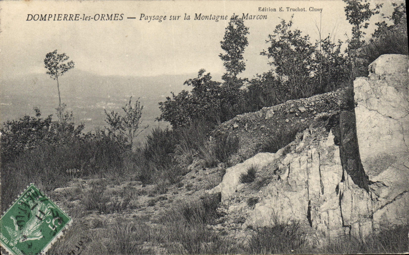 CPA Dompierre les Ormes Paysage sur la Montagne de Marcon