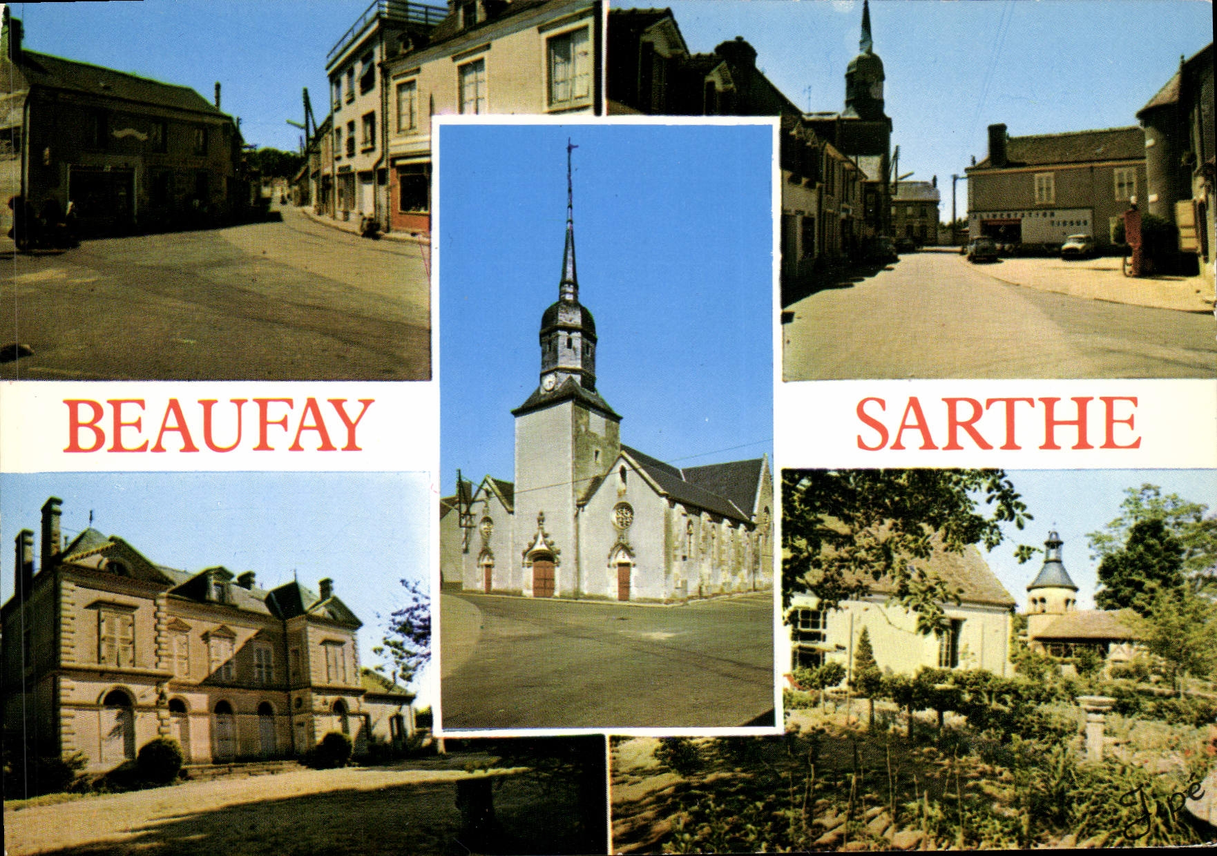 CPSM Beaufay Sarthe L'Eglise le centre du Bourg chateau du Chesnay rue principale