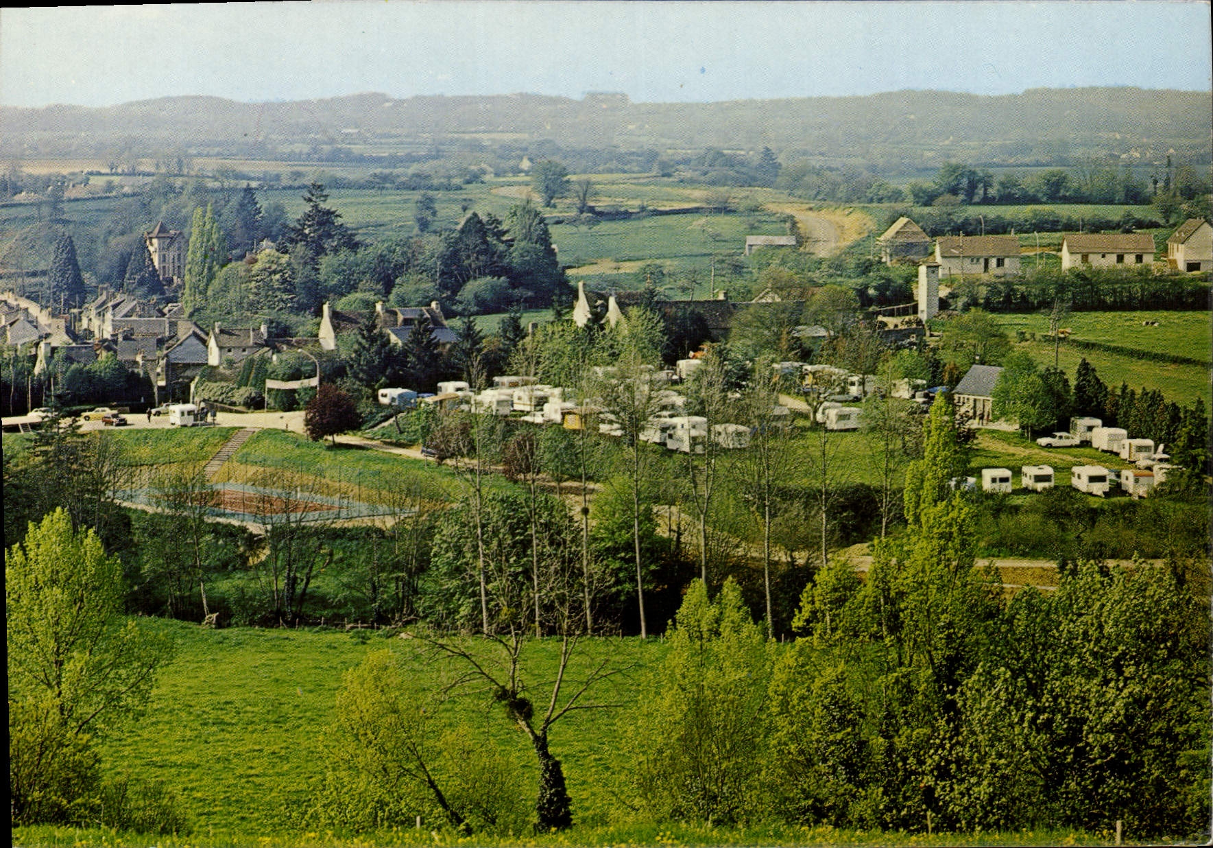 CPSM Fresnay sur Sarthe Le Camping