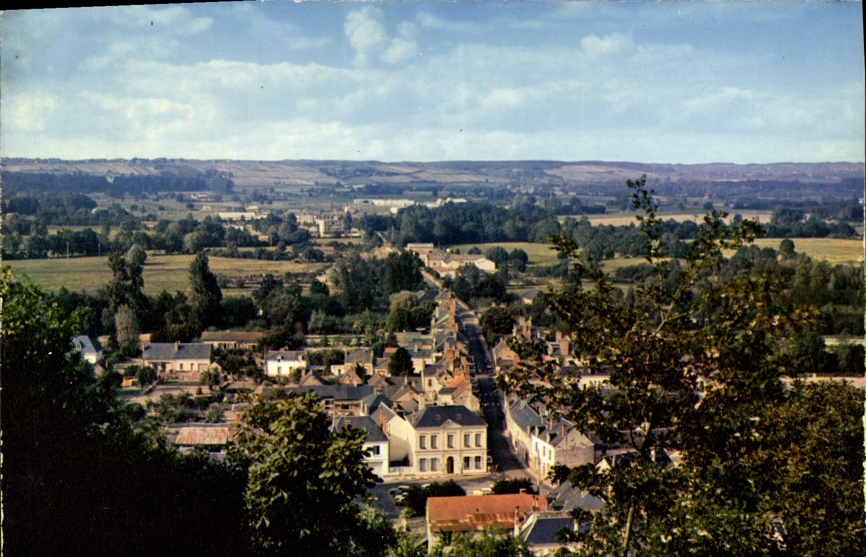 CPSM La Chartre sur le Loir Sarthe Vue generale