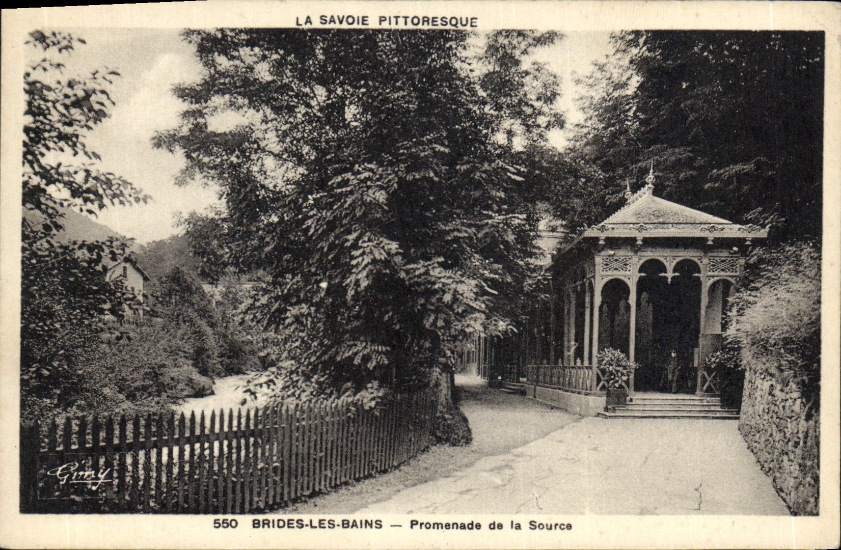 CPA La Savoie Pittoresque Brides les Bains Promenade de la Source