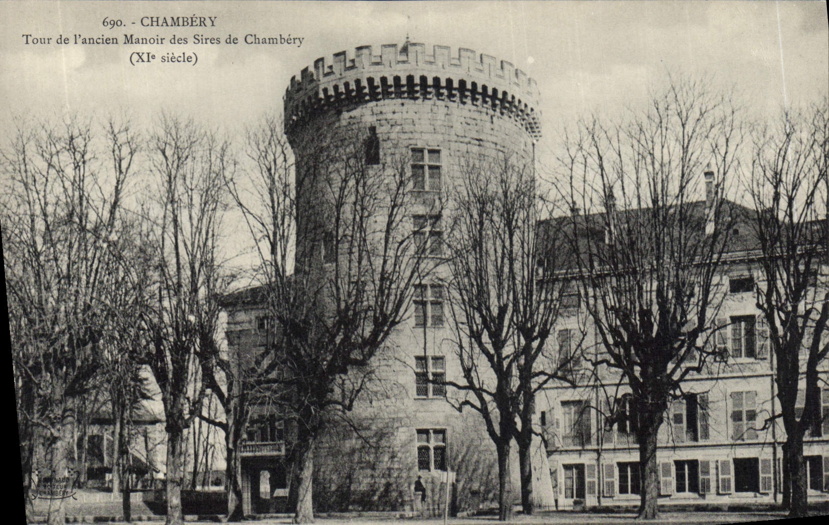 CPA Chambery tour de l'ancien Manoir des Sires de Chambery XI siecle 