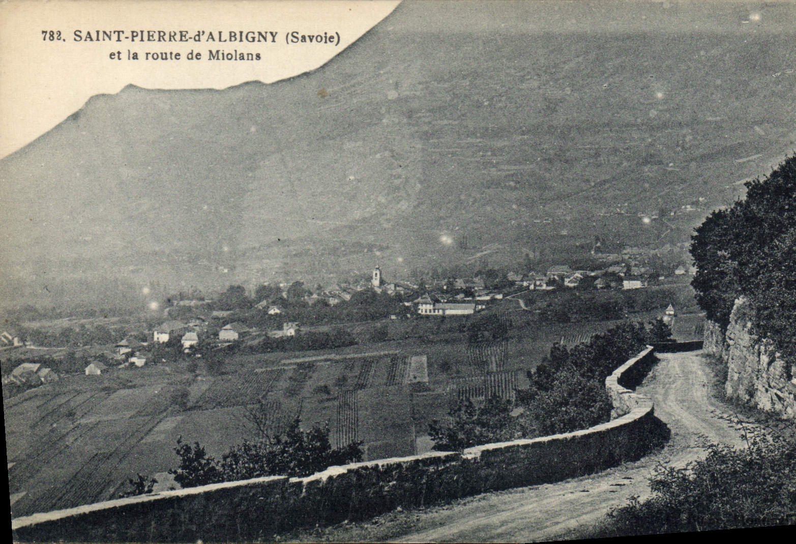 CPA Saint Pierre d'Albigny Savoie et la route de Miolans