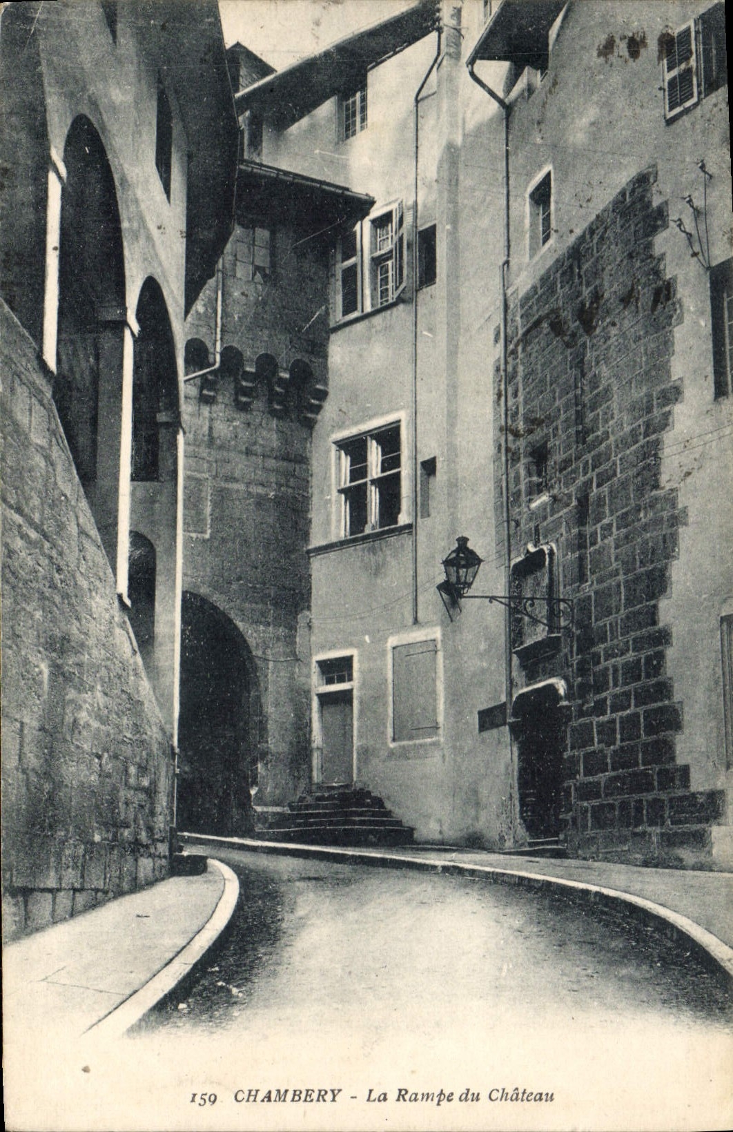 CPA Chambery la Rampe du chateau 