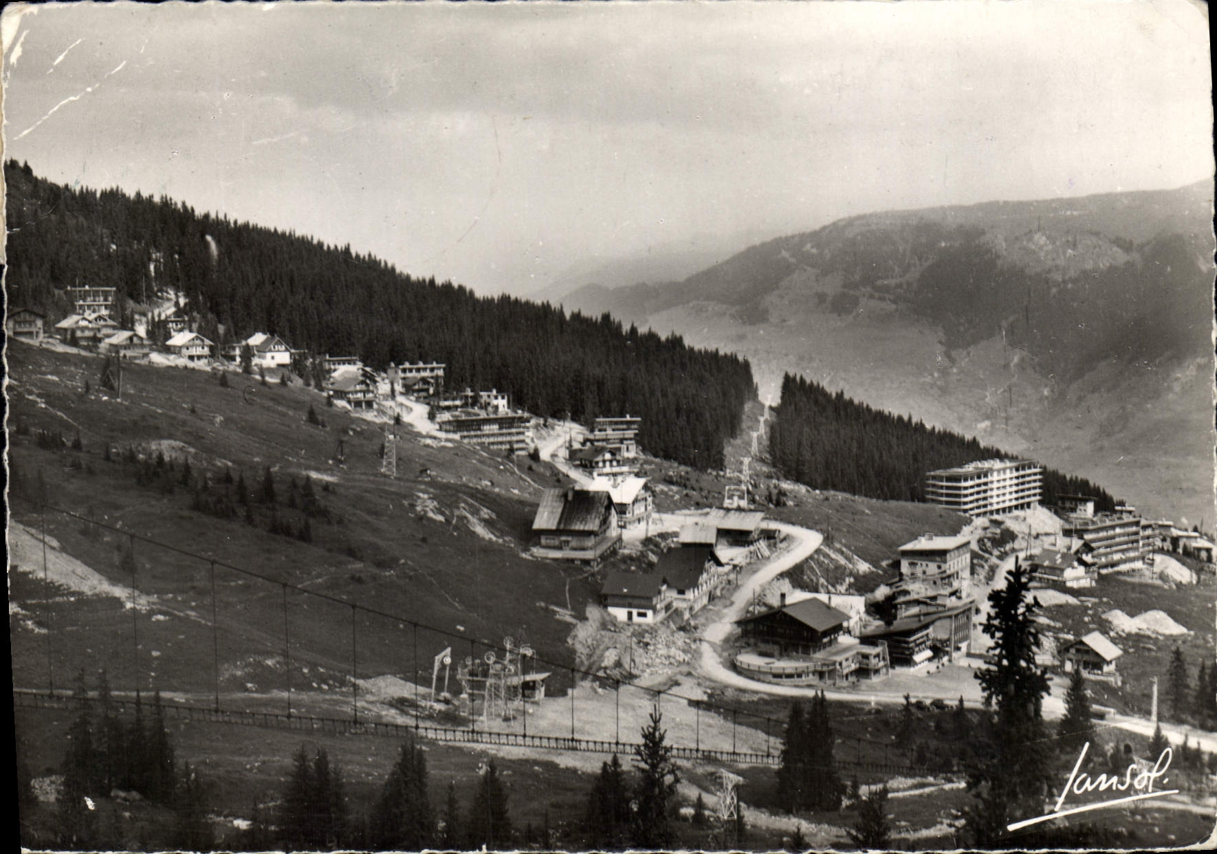 CPSM Courchevel Savoie vue generale de la station